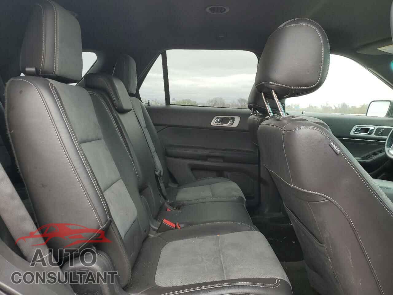 FORD EXPLORER 2015 - 1FM5K8D87FGA19557