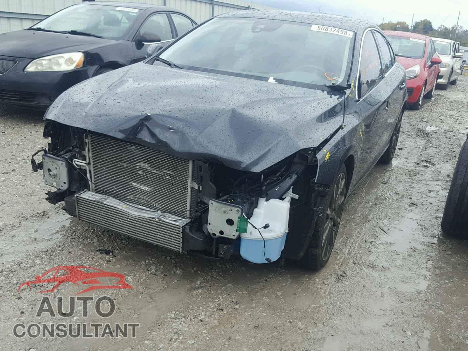 VOLVO S60 2015 - YV140MFK3F1342055
