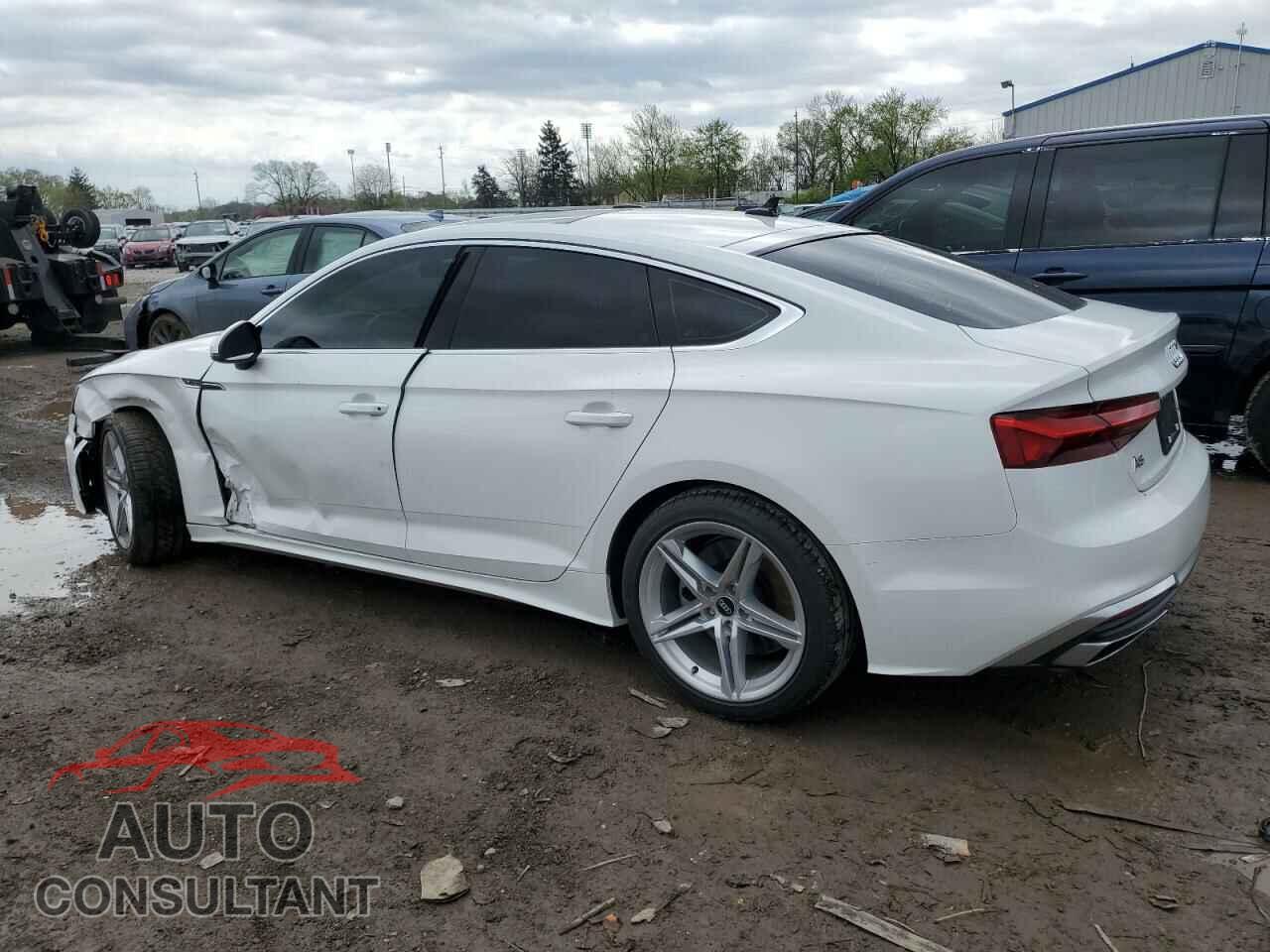 AUDI A5 2021 - WAUDACF52MA044632