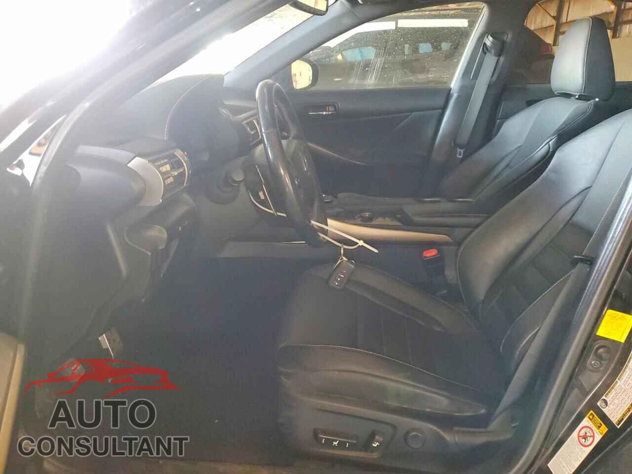 LEXUS IS 2014 - JTHBF1D22E5002544