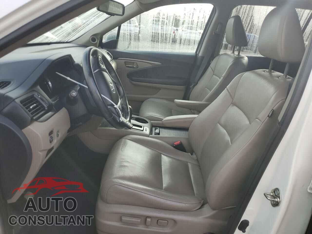 HONDA PILOT 2016 - 5FNYF5H71GB034413