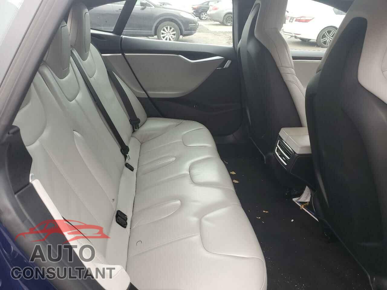 TESLA MODEL S 2015 - 5YJSA1E28FF109547