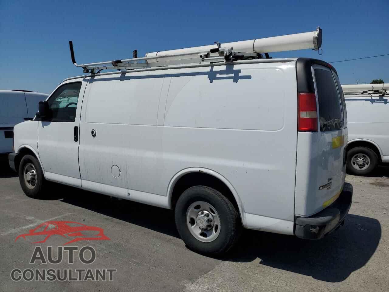 CHEVROLET EXPRESS 2013 - 1GCWGFCB9D1902264