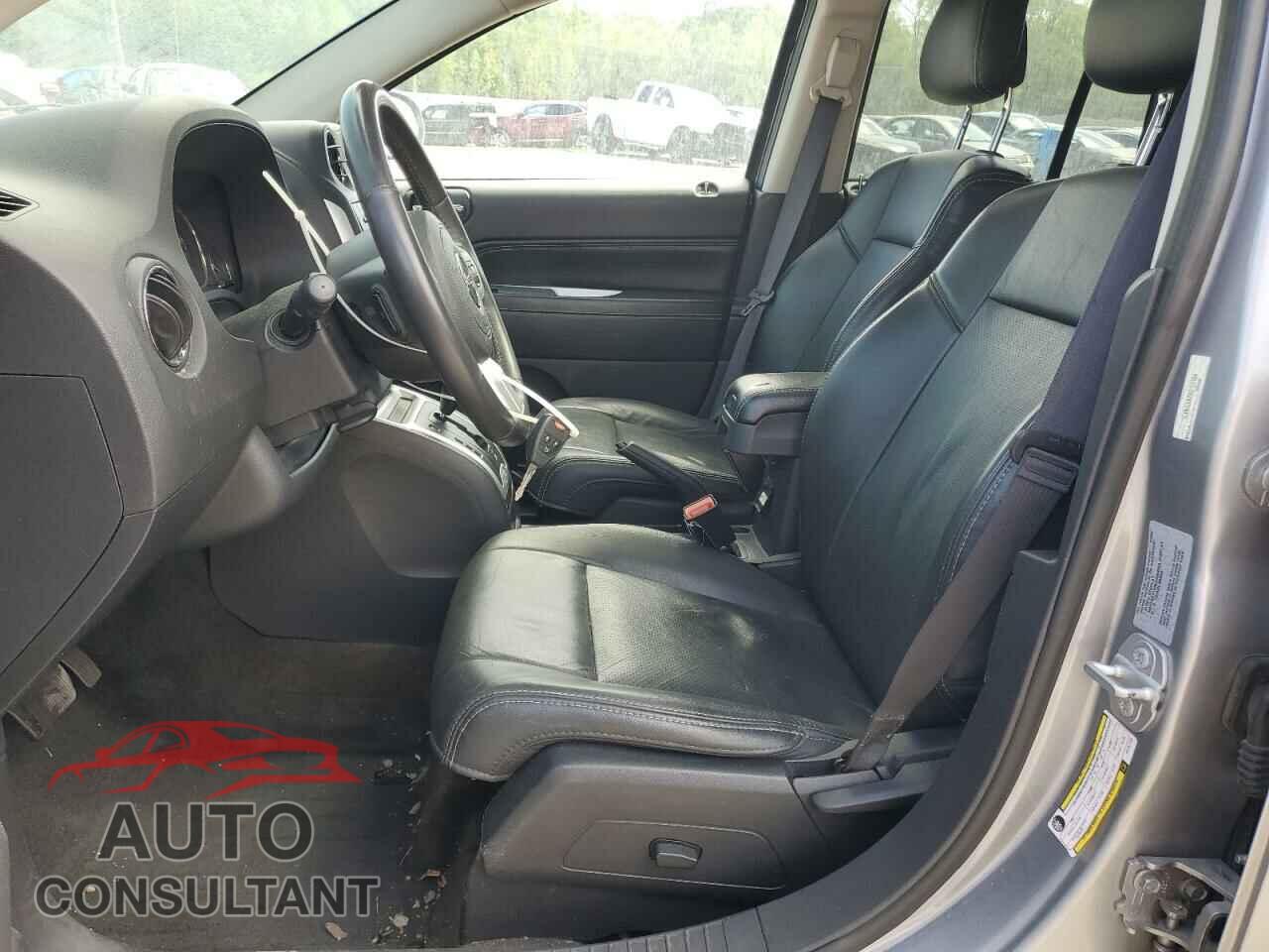 JEEP COMPASS 2017 - 1C4NJCEA2HD157104