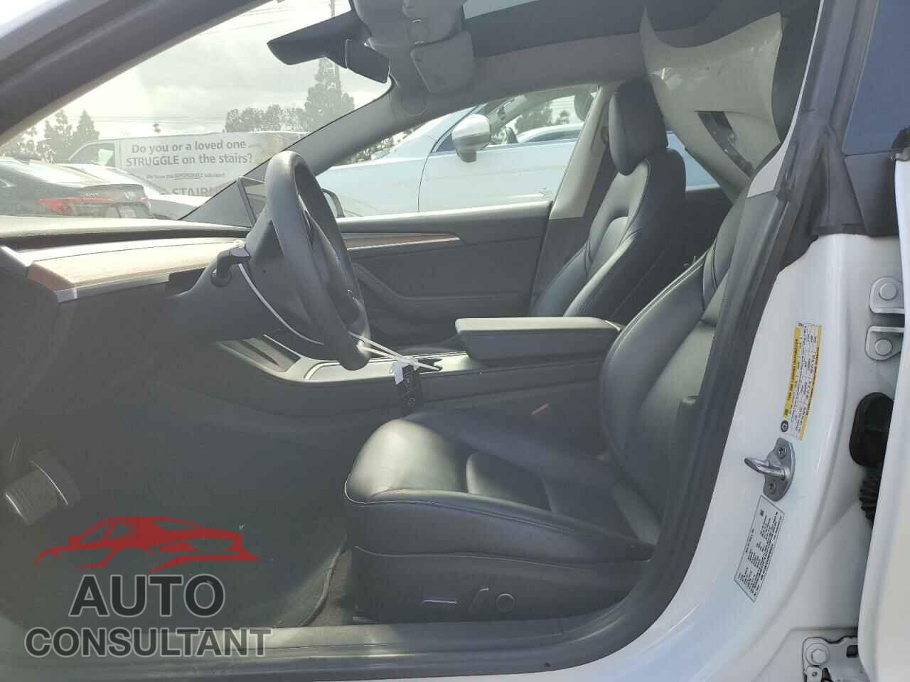 TESLA MODEL 3 2021 - 5YJ3E1EAXMF026974