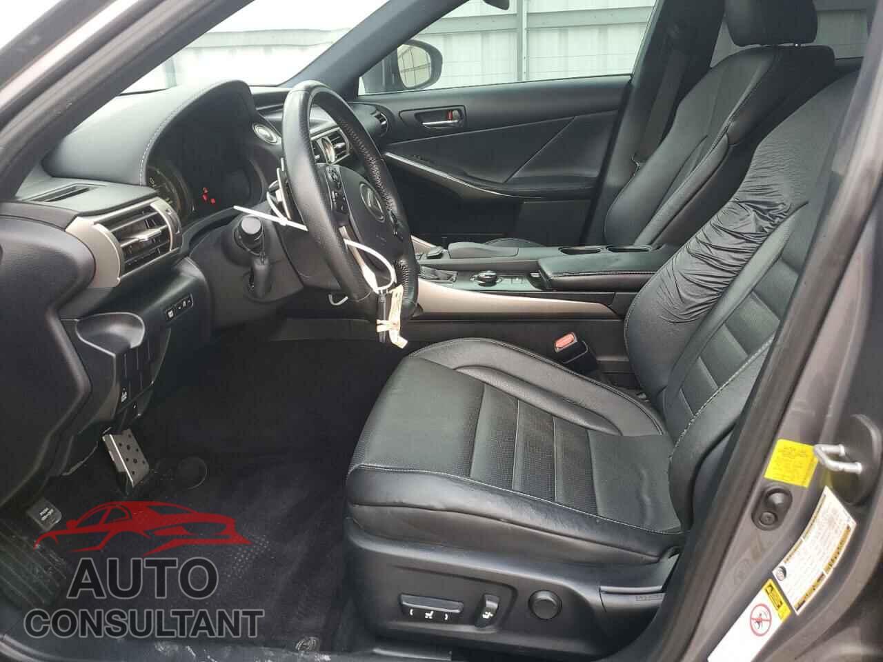 LEXUS IS 2014 - JTHBE1D25E5009345