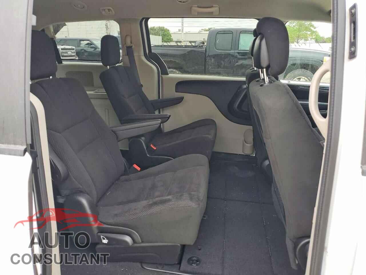 DODGE CARAVAN 2015 - 2C4RDGCG6FR549892