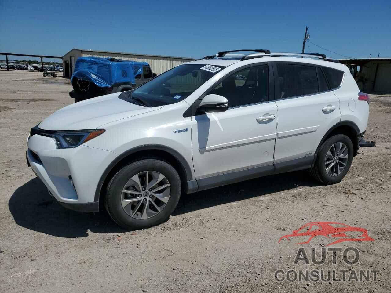 TOYOTA RAV4 2017 - JTMRJREV2HD098689
