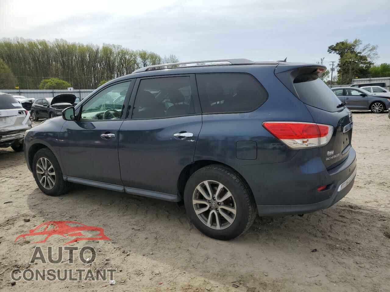 NISSAN PATHFINDER 2013 - 5N1AR2MM8DC641237