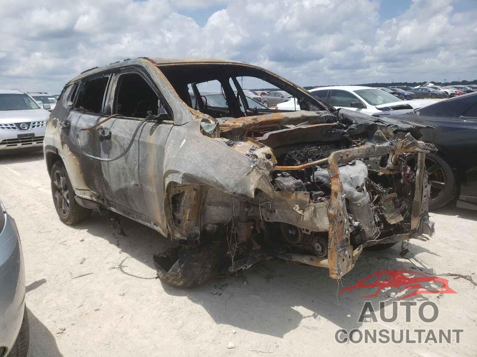 JEEP COMPASS 2019 - 3C4NJCCB7KT772681