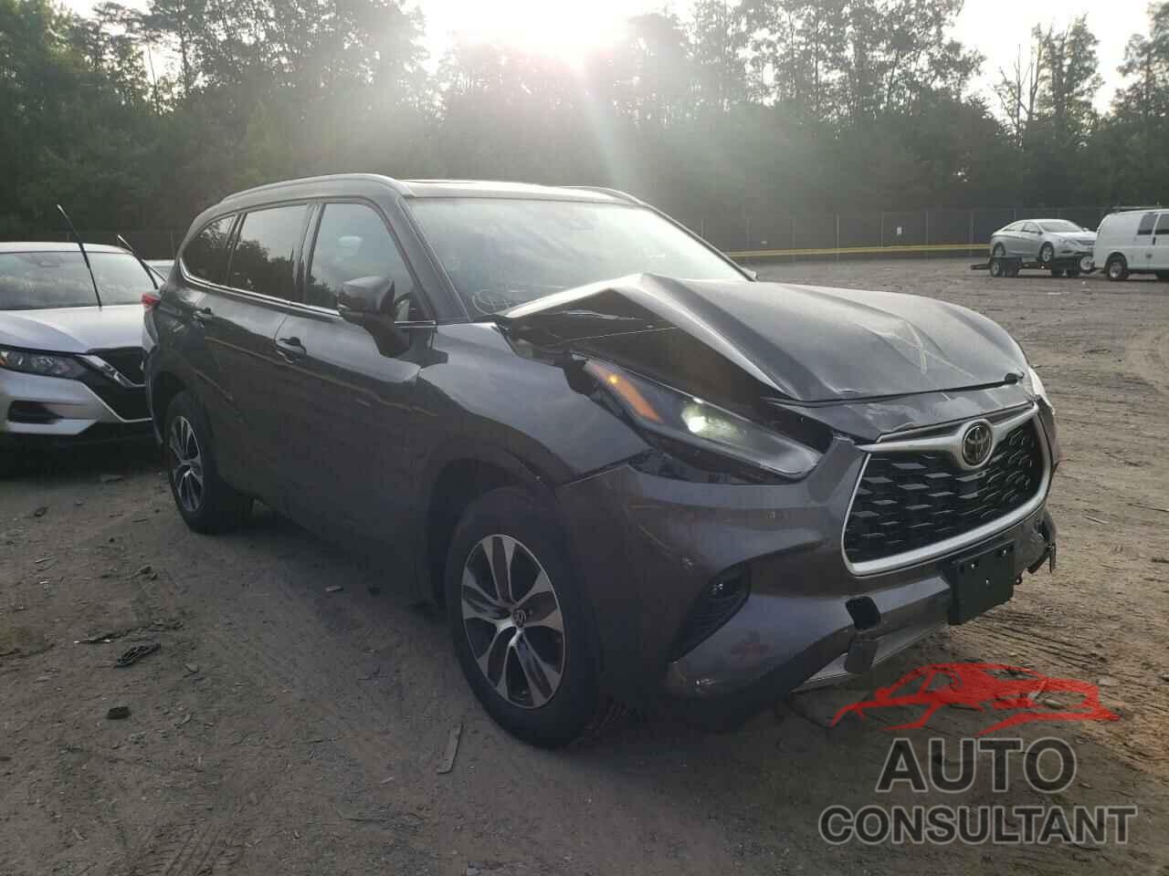 TOYOTA HIGHLANDER 2022 - 5TDGZRAH6NS118877