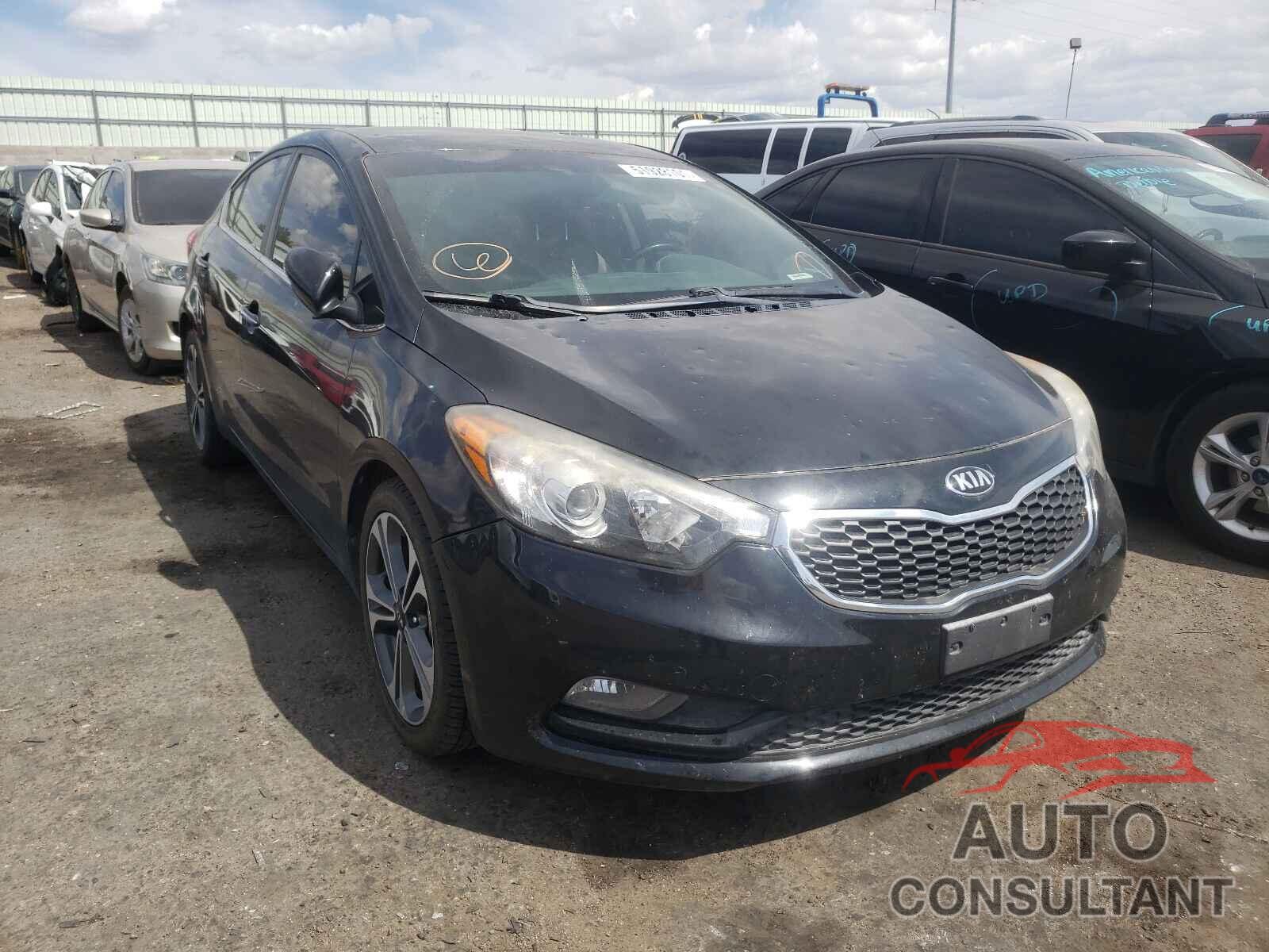 KIA FORTE 2016 - KNAFX4A8XG5450640