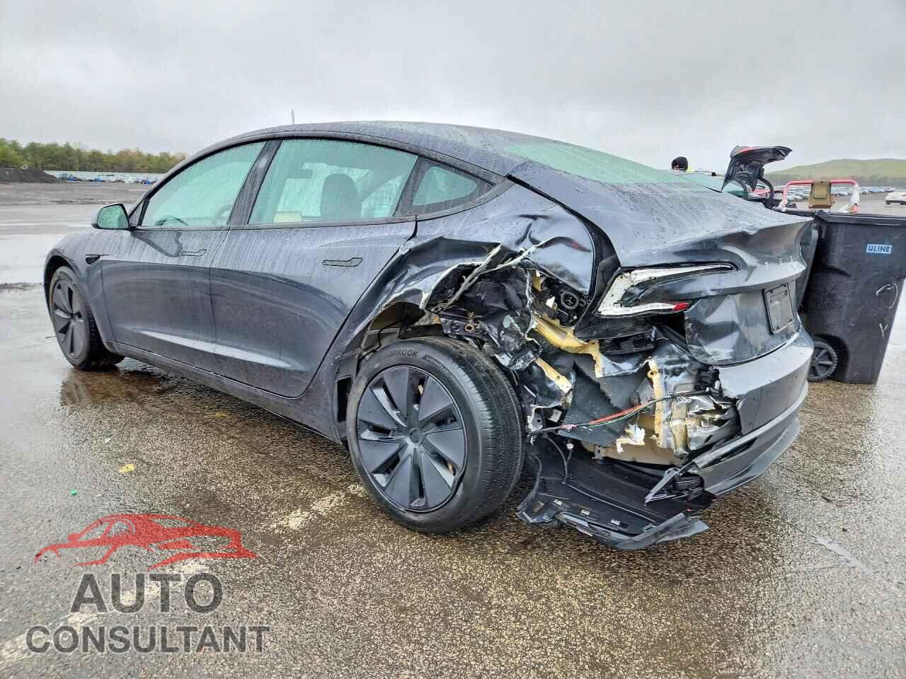 TESLA MODEL 3 2024 - 5YJ3E1EA4RF722883