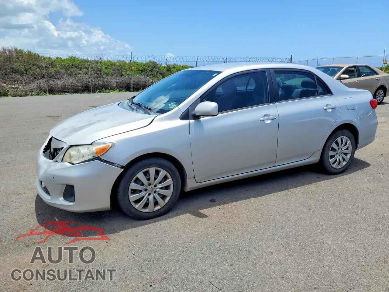 TOYOTA COROLLA 2013 - 2T1BU4EEXDC983077