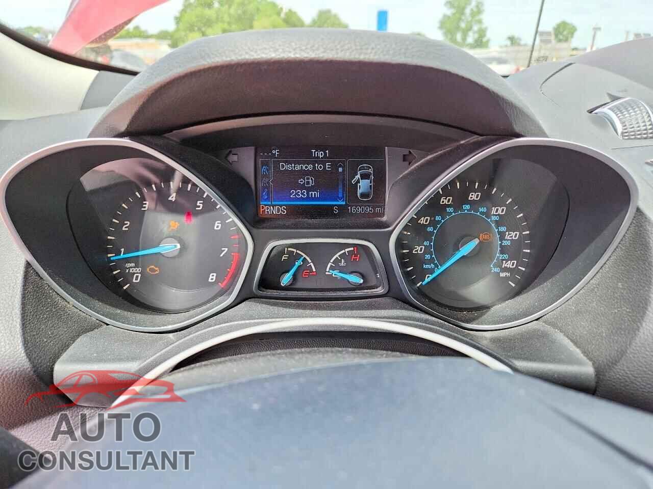 FORD ESCAPE 2014 - 1FMCU0J90EUD37181