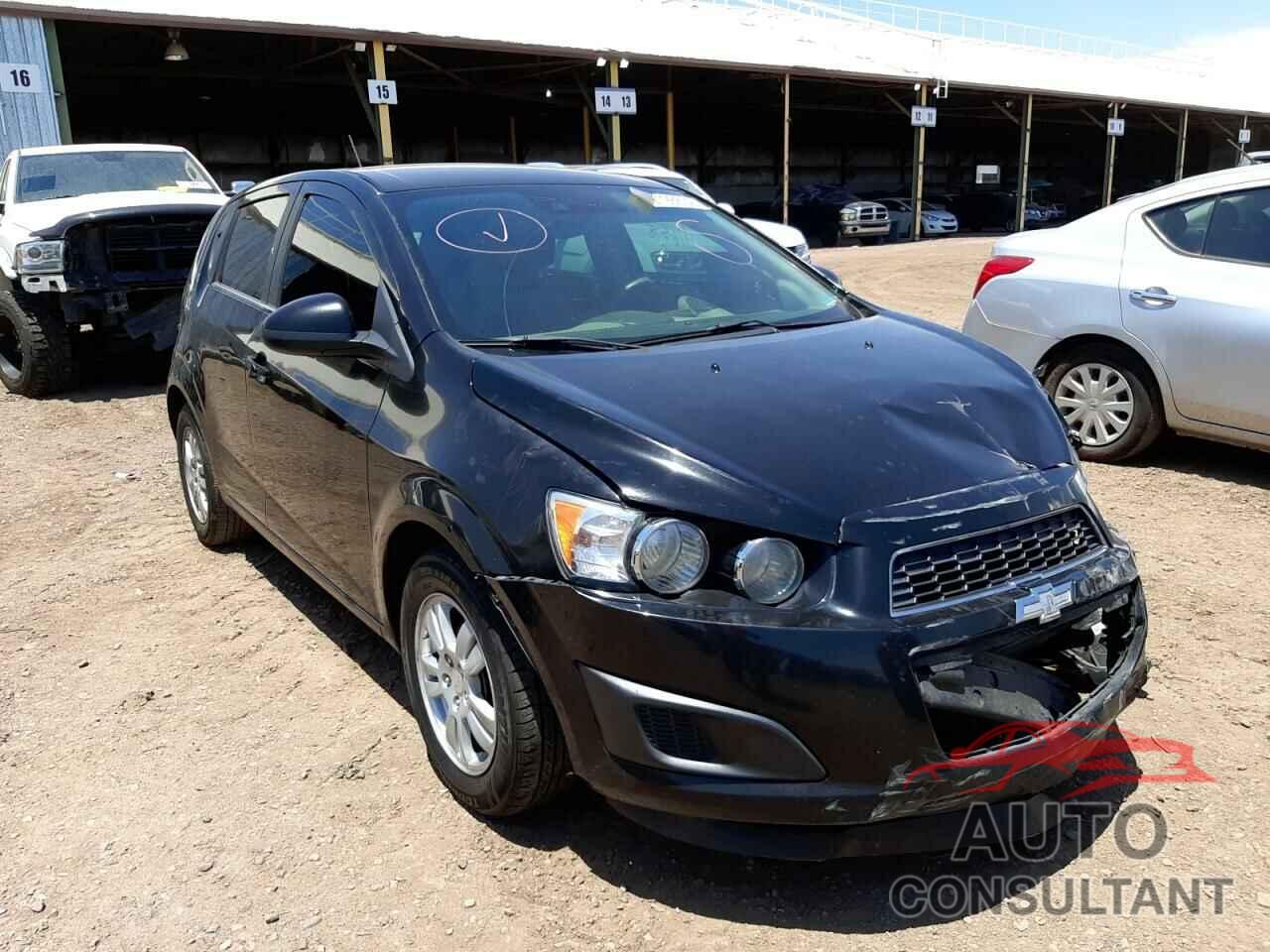 CHEVROLET SONIC 2016 - 1G1JC6SHXG4126038