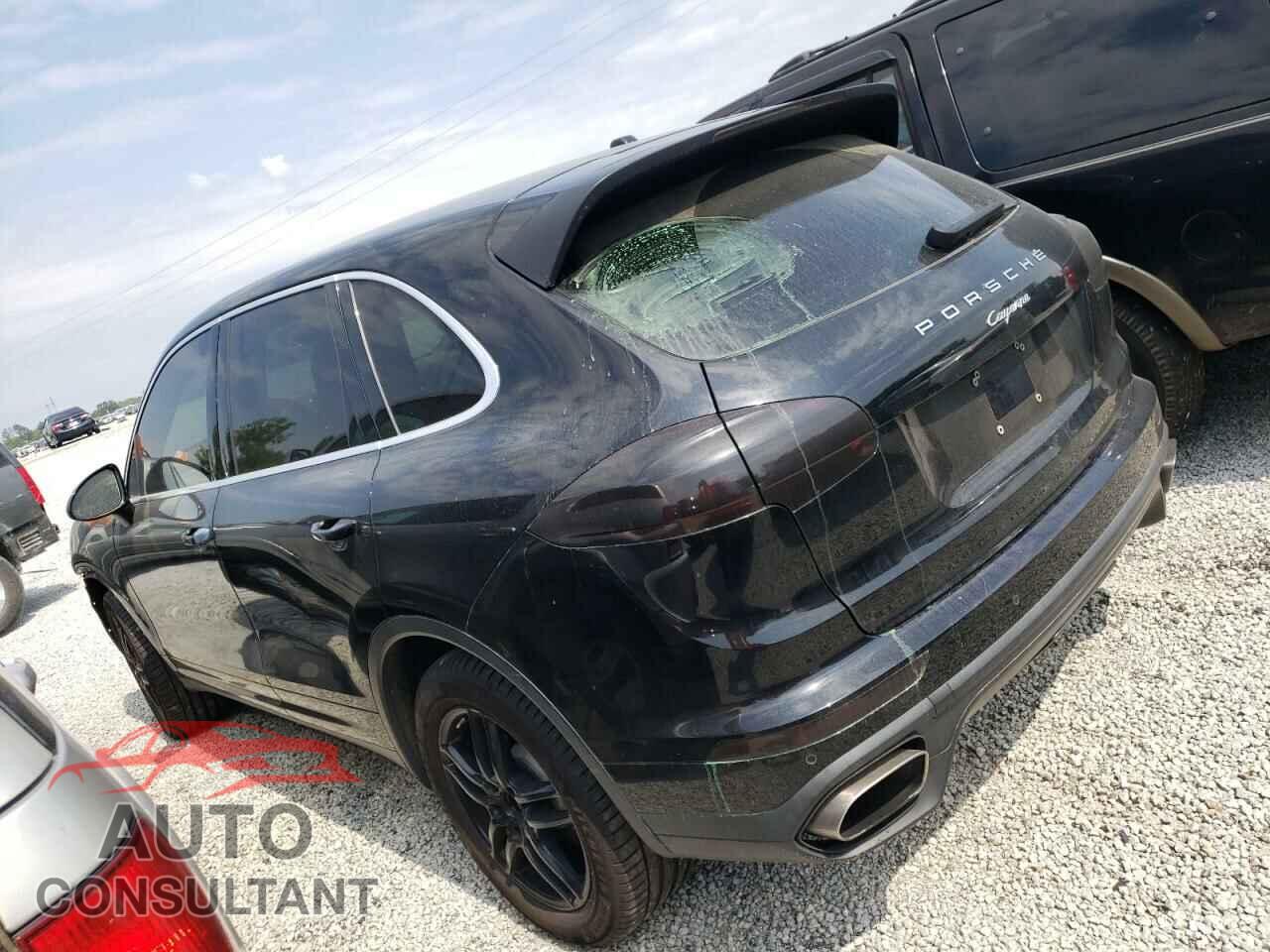 PORSCHE CAYENNE 2016 - WP1AA2A29GLA11308