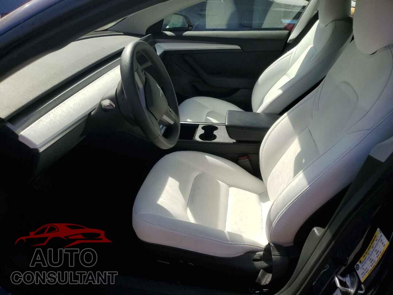 TESLA MODEL 3 2023 - 5YJ3E1EA5PF547556