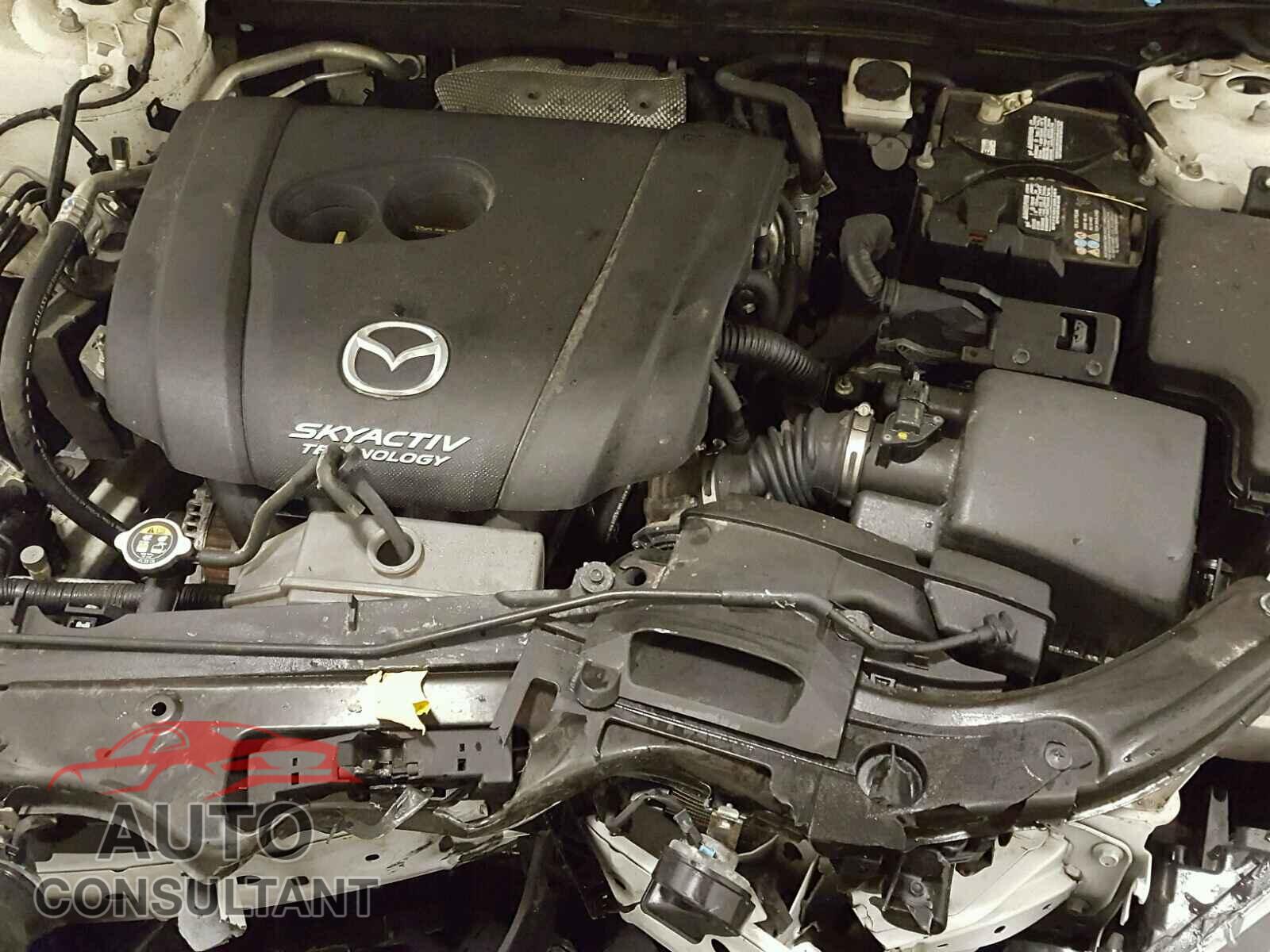 MAZDA 3 2017 - 3MZBN1V73HM108981
