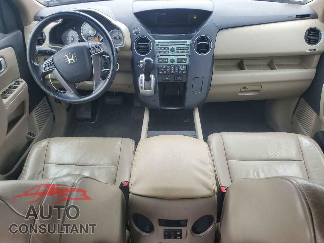 HONDA PILOT 2011 - 5FNYF4H64BB022010