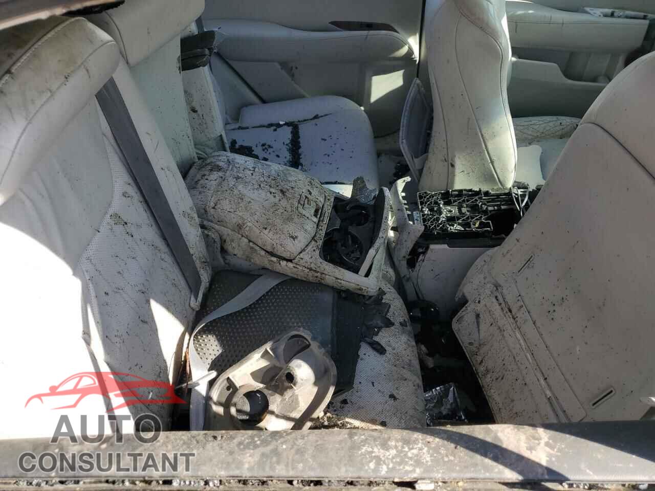 LEXUS RX350 2011 - 2T2BK1BA7BC090329