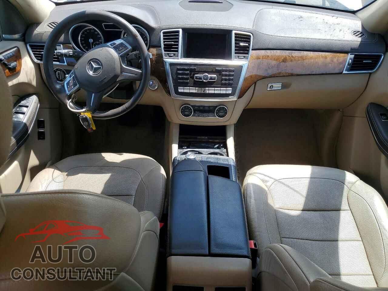 MERCEDES-BENZ GL-CLASS 2015 - 4JGDF7DEXFA544969