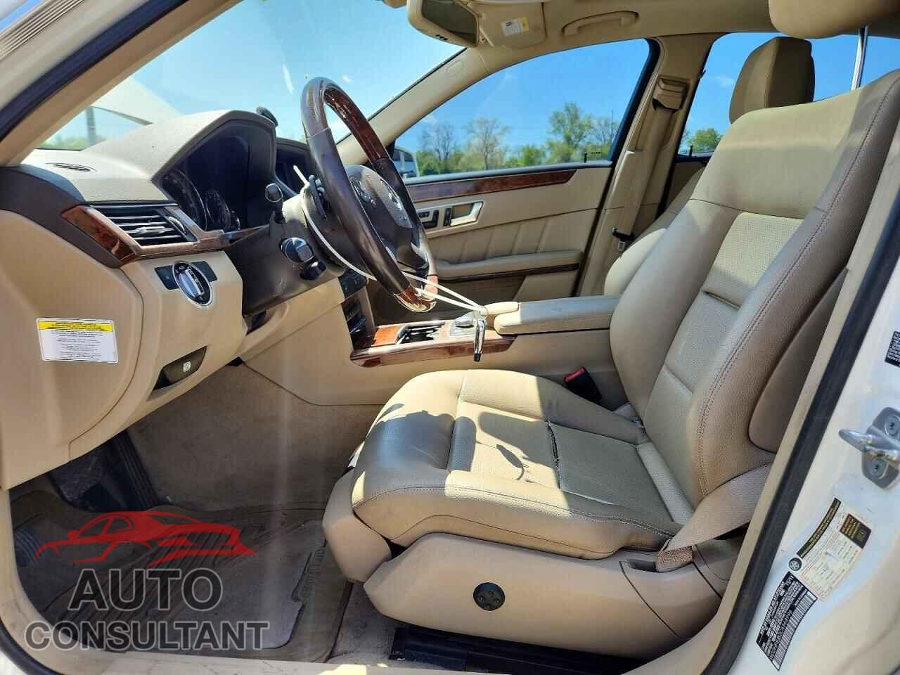 MERCEDES-BENZ E-CLASS 2012 - WDDHF8JB2CA568996