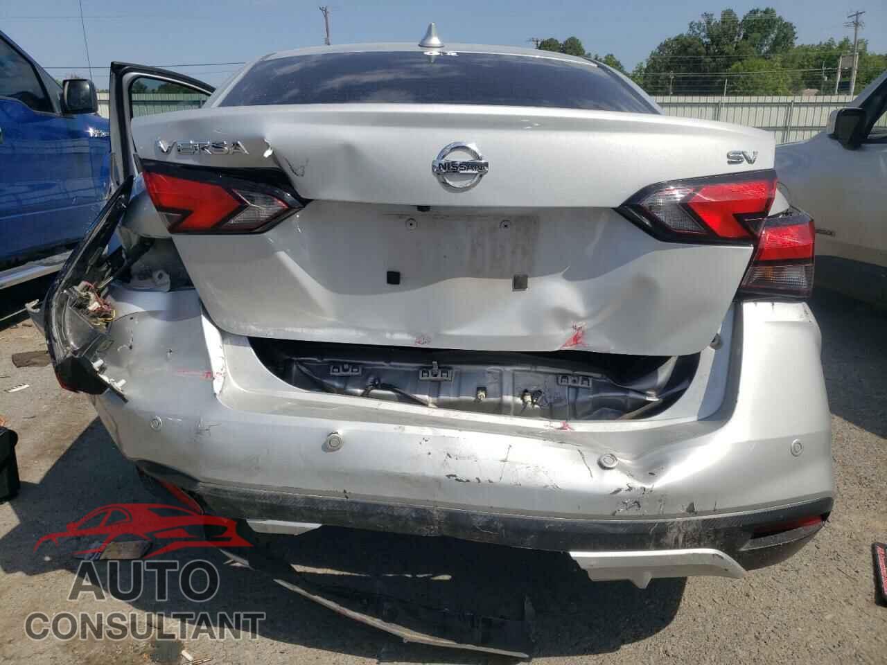 NISSAN VERSA 2020 - 3N1CN8EV9LL814126