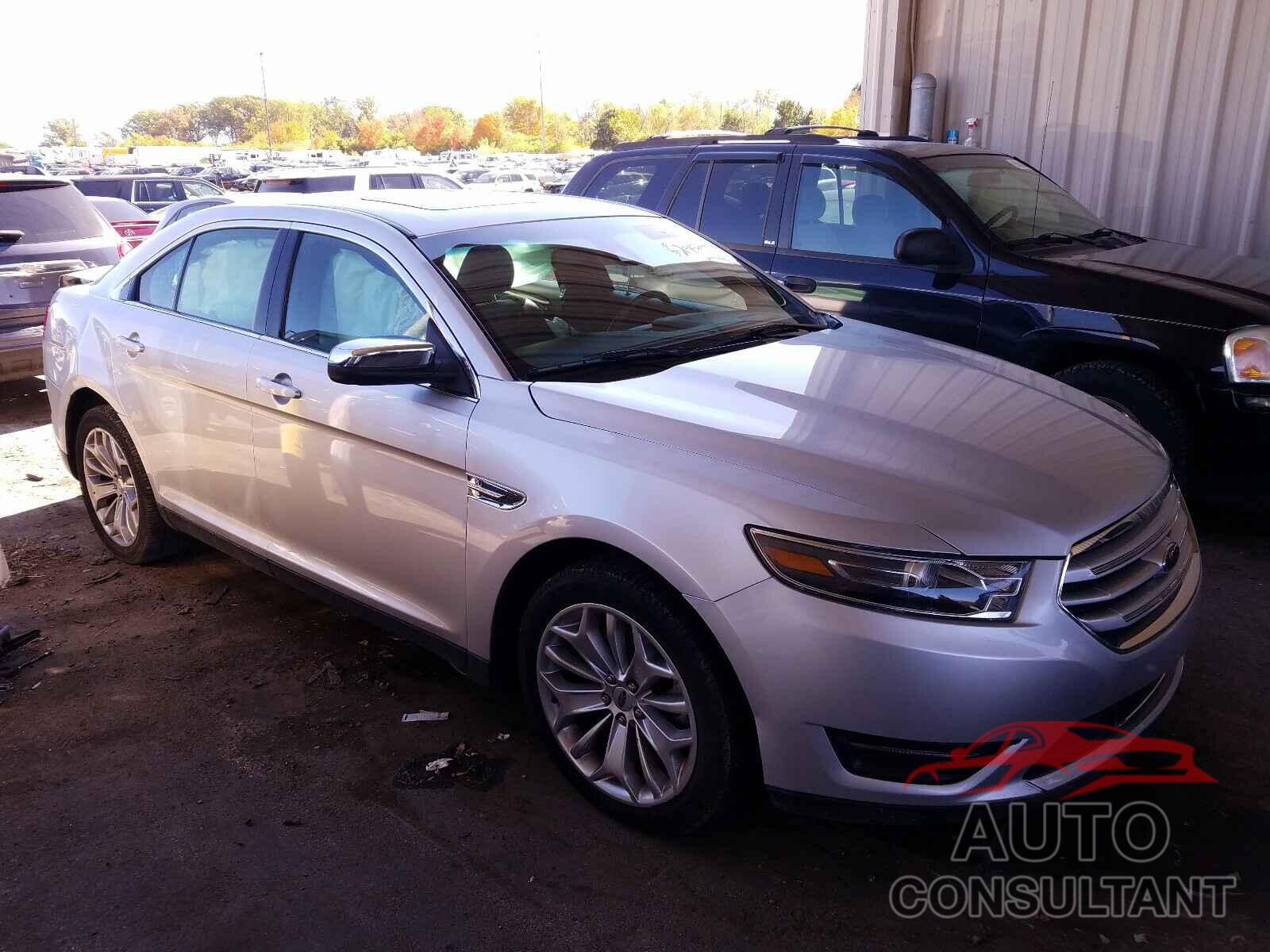 FORD TAURUS 2019 - 1FAHP2F84KG114395