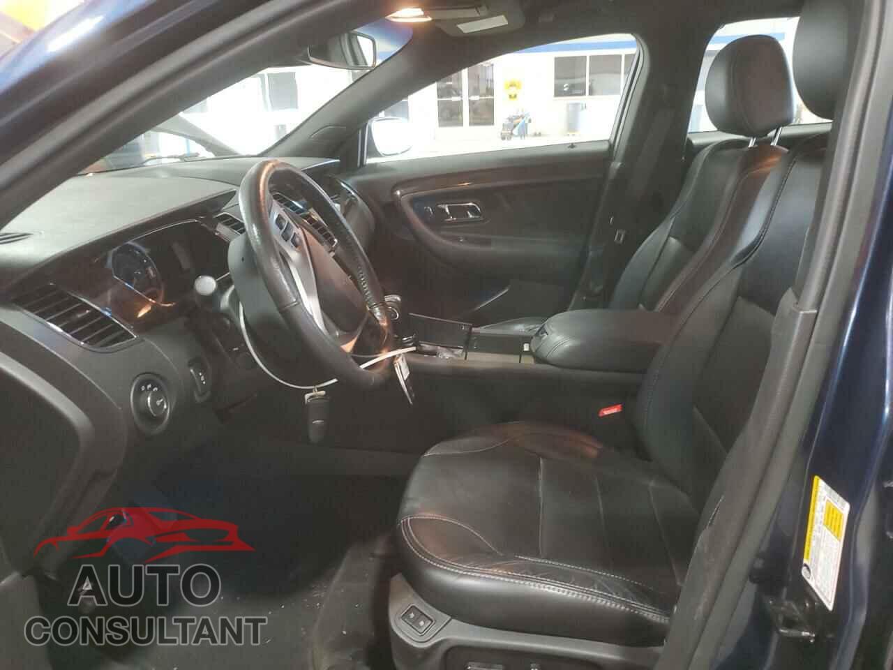 FORD TAURUS 2017 - 1FAHP2F84HG116592