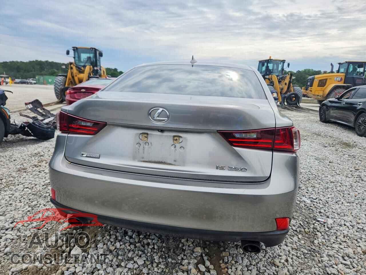 LEXUS IS 2015 - JTHBF1D25F5064957