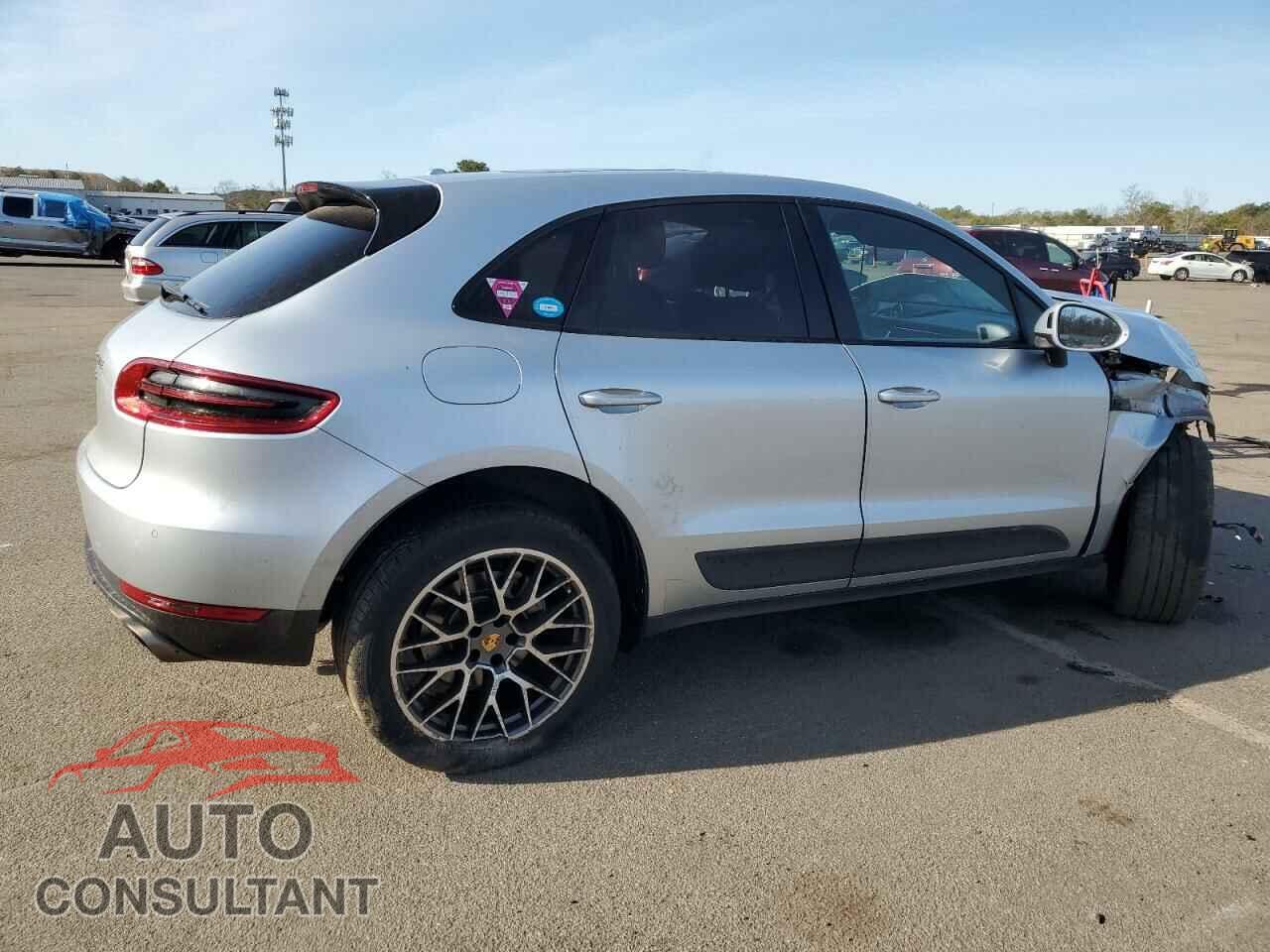 PORSCHE MACAN 2016 - WP1AB2A50GLB50475
