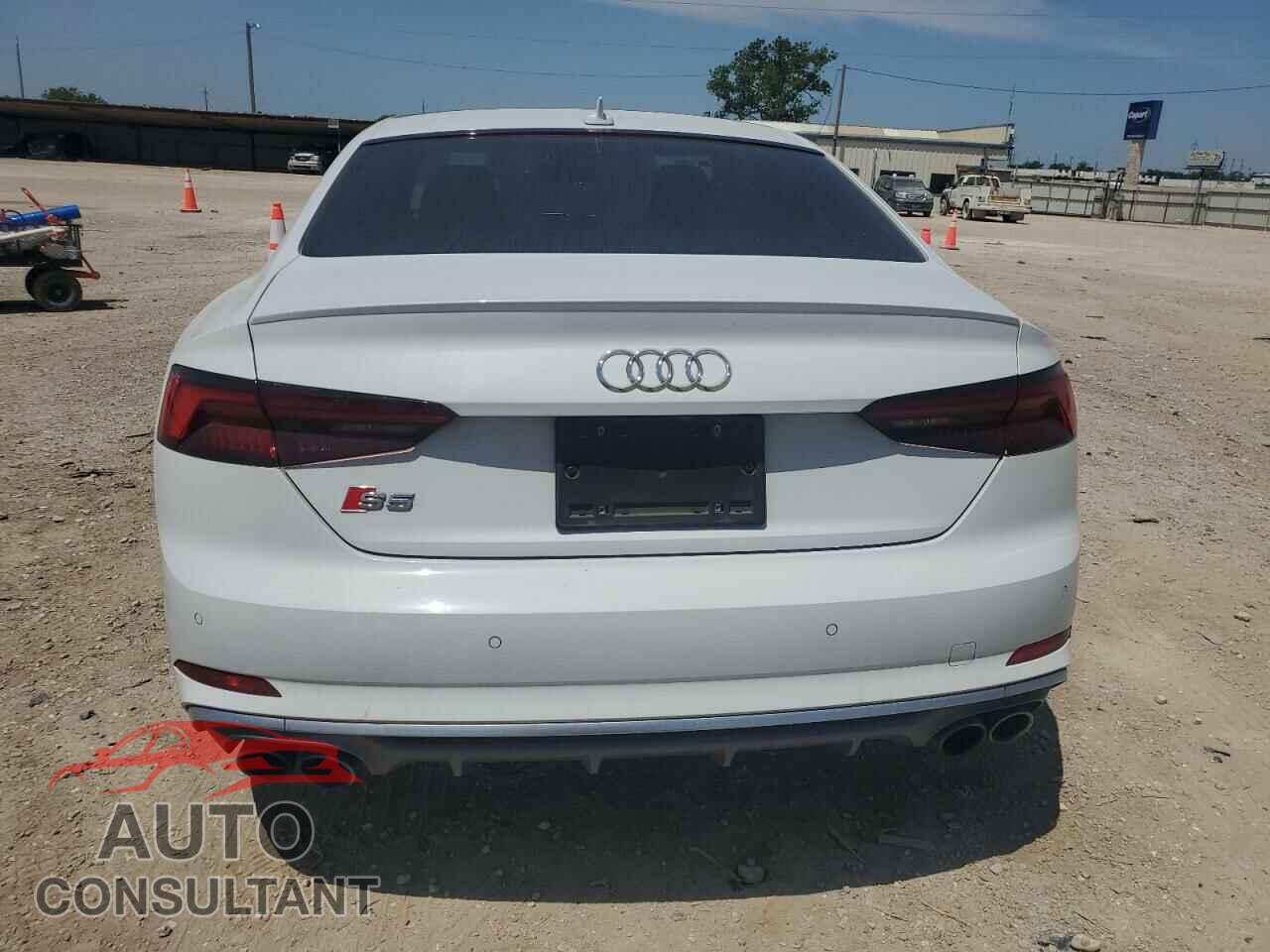 AUDI S5/RS5 2018 - WAUR4AF58JA084579