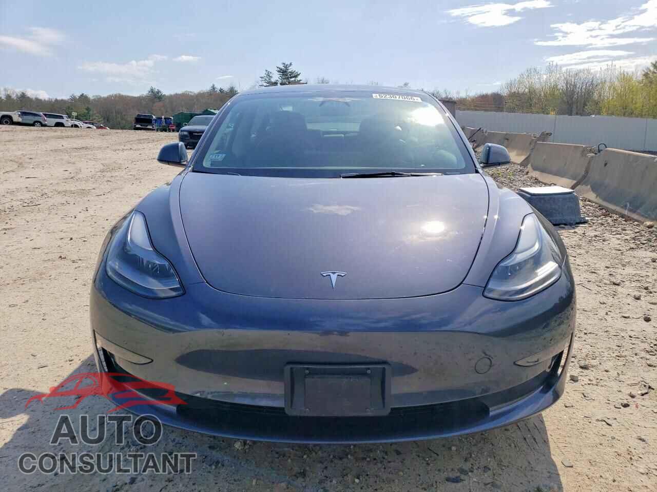 TESLA MODEL 3 2023 - 5YJ3E1EA5PF675845