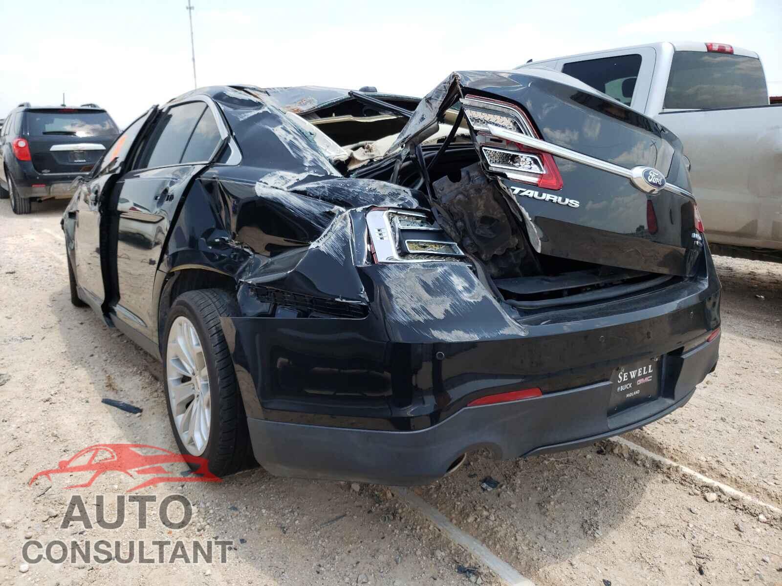 FORD TAURUS 2018 - 1FAHP2F8XJG120491