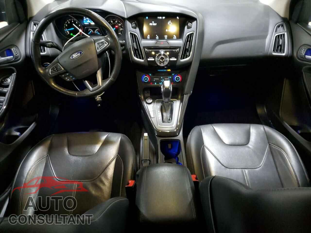 FORD FOCUS 2017 - 1FADP3J26HL346861