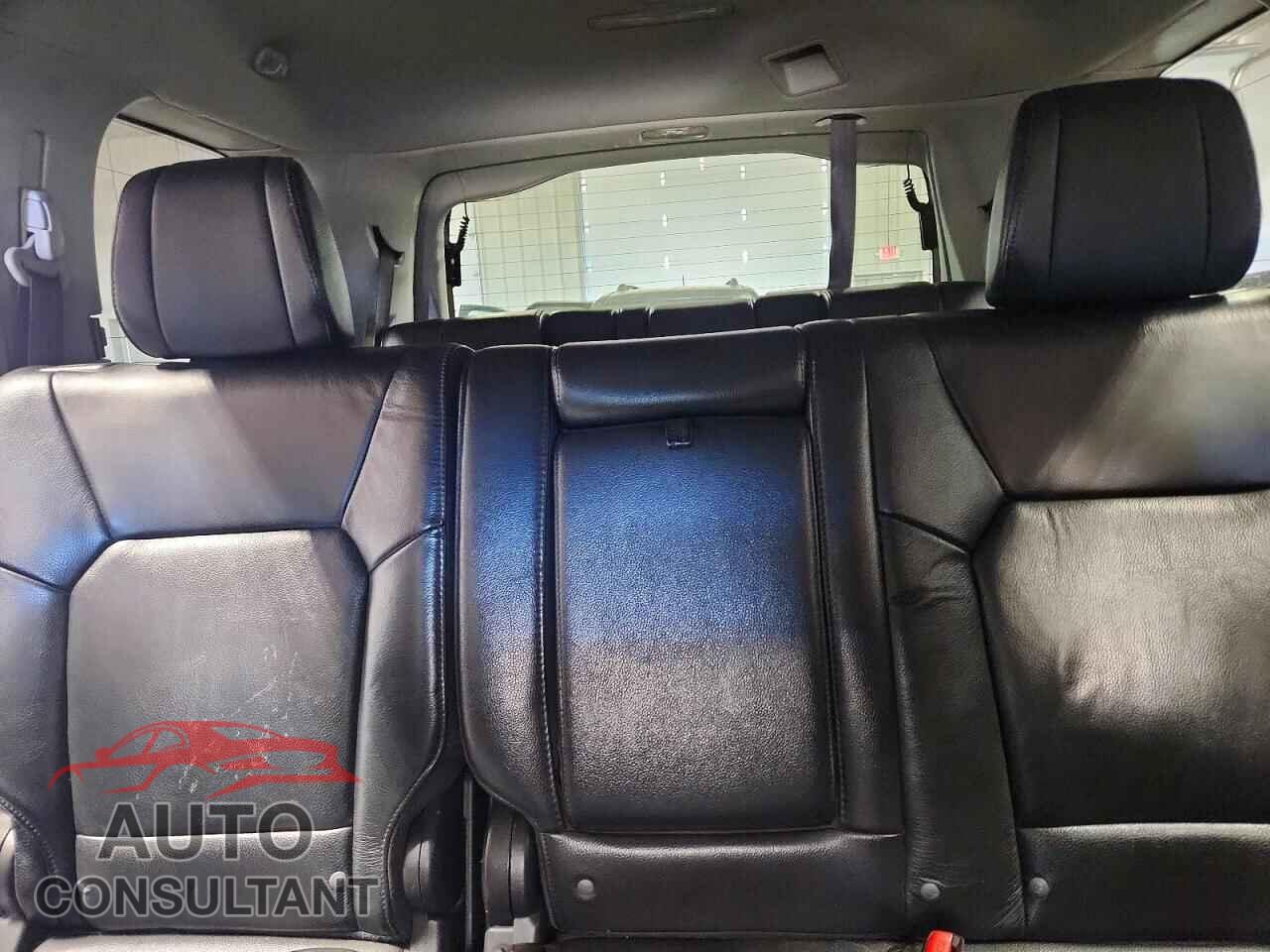 HONDA PILOT 2012 - 5FNYF4H70CB013024