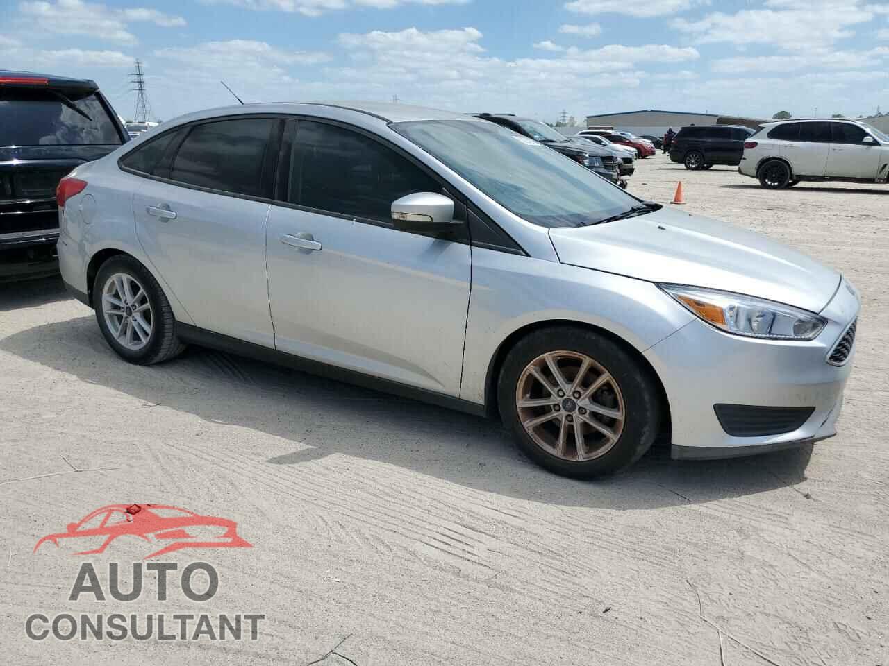 FORD FOCUS 2017 - 1FADP3F27HL341516