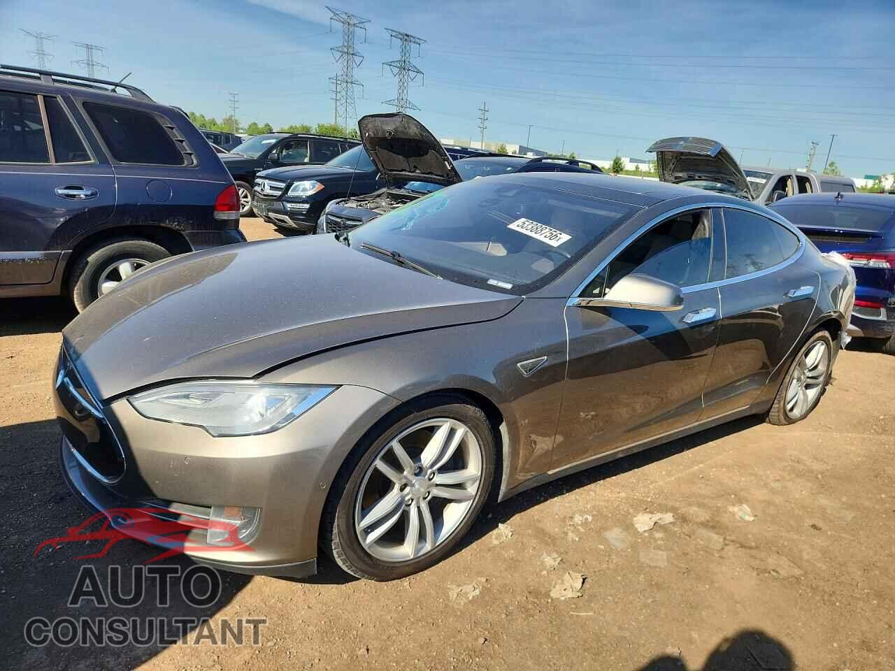 TESLA MODEL S 2015 - 5YJSA1S24FF097157