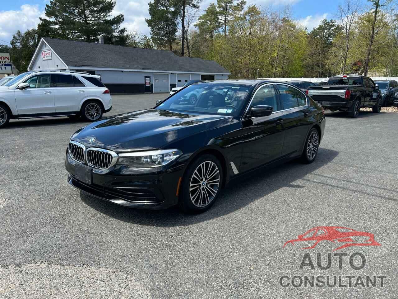 BMW 5 SERIES 2019 - WBAJA7C58KG909726