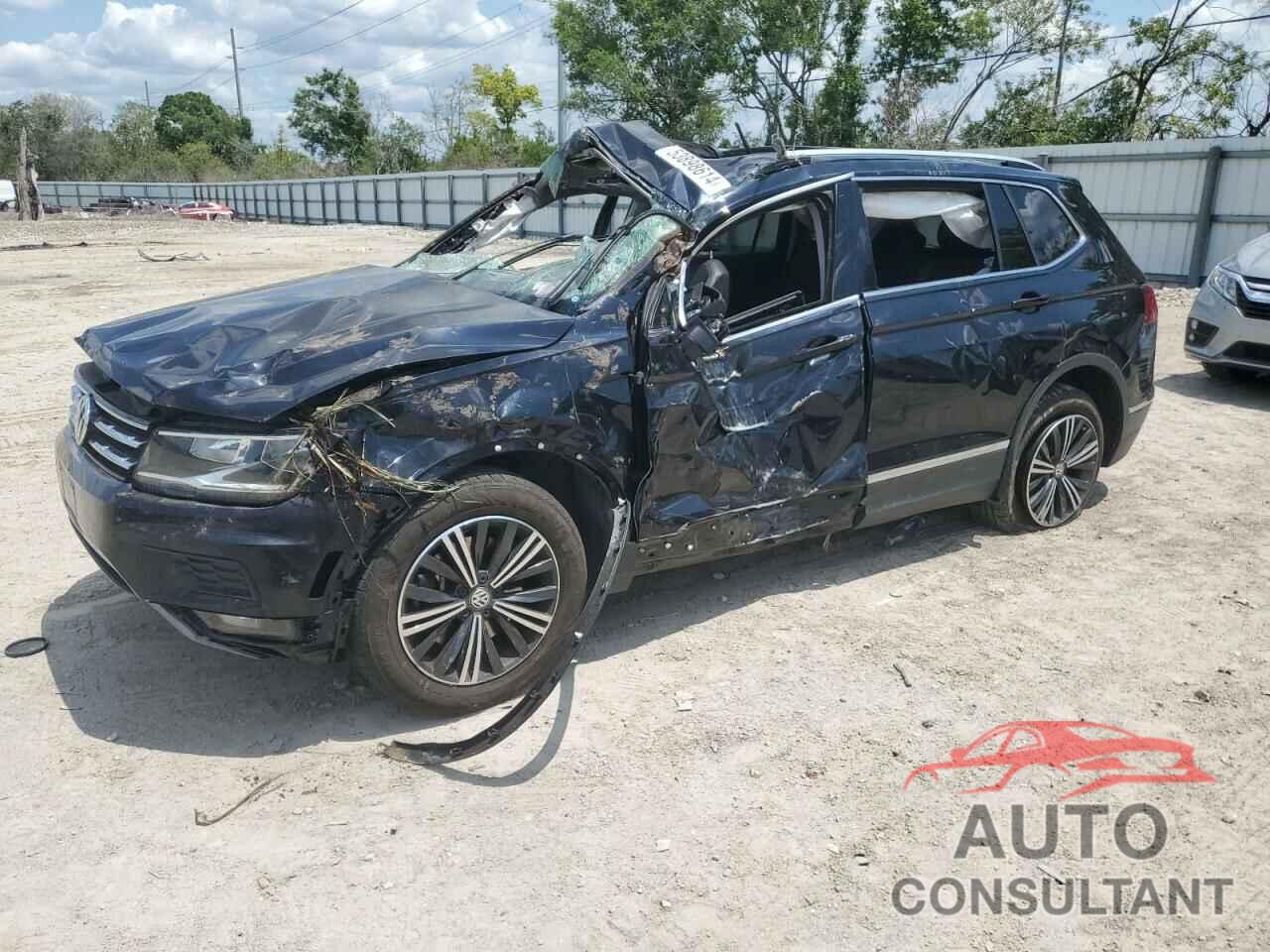 VOLKSWAGEN TIGUAN 2018 - 3VV2B7AX2JM073538