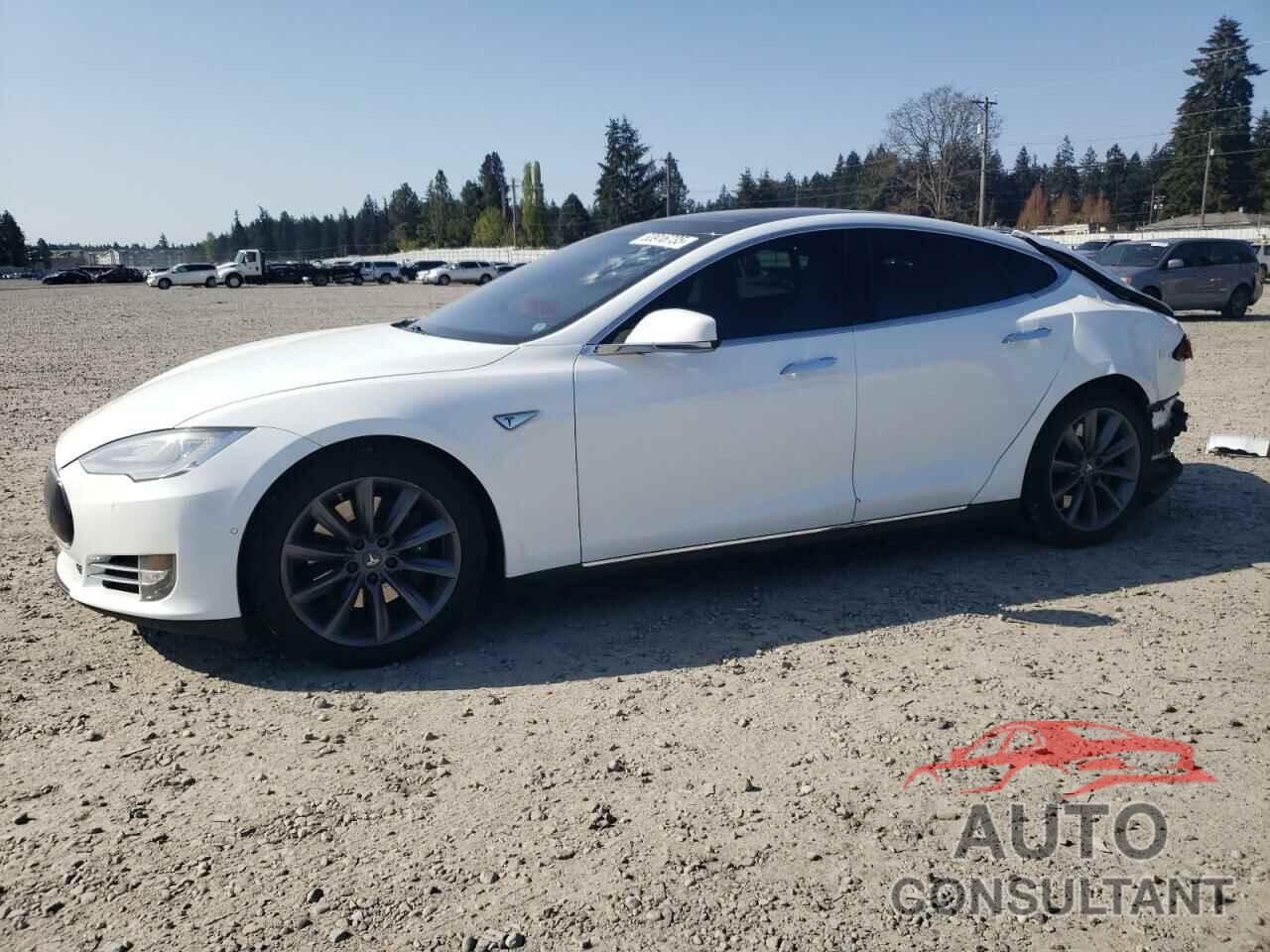 TESLA MODEL S 2015 - 5YJSA1E20FF118291