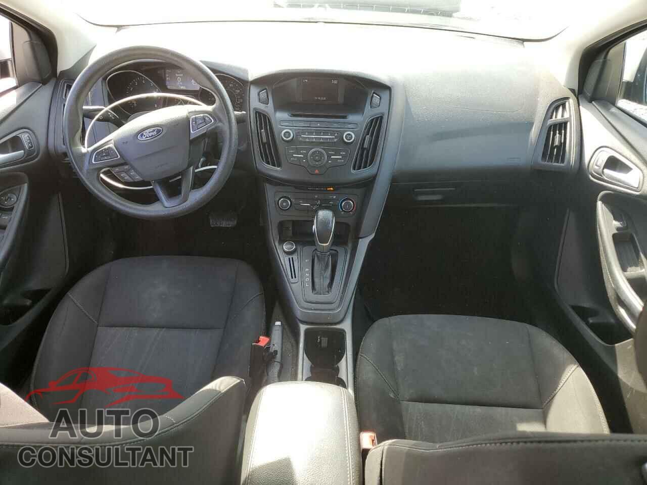 FORD FOCUS 2017 - 1FADP3F22HL312683