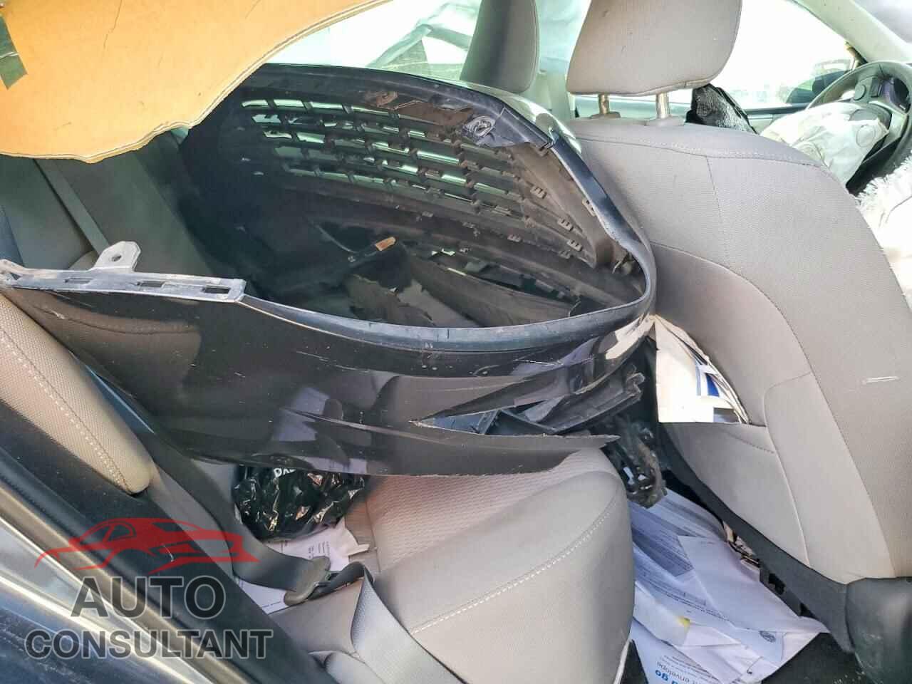 TOYOTA COROLLA 2014 - 2T1BPRHEXEC133001