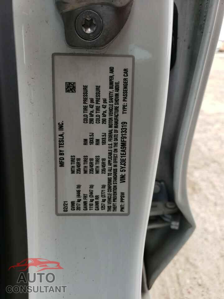 TESLA MODEL 3 2021 - 5YJ3E1EA9MF913319