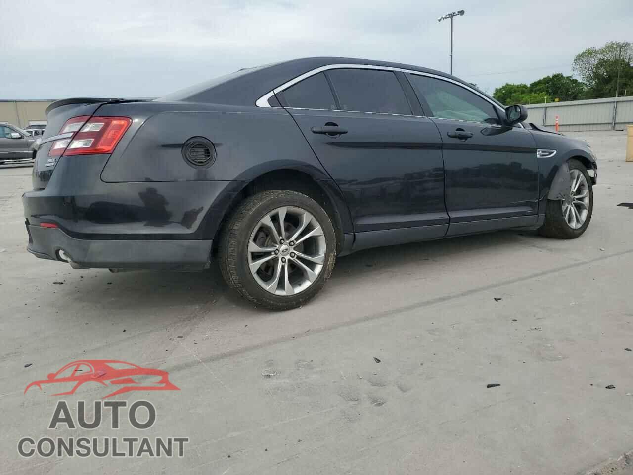 FORD TAURUS 2013 - 1FAHP2E80DG169186