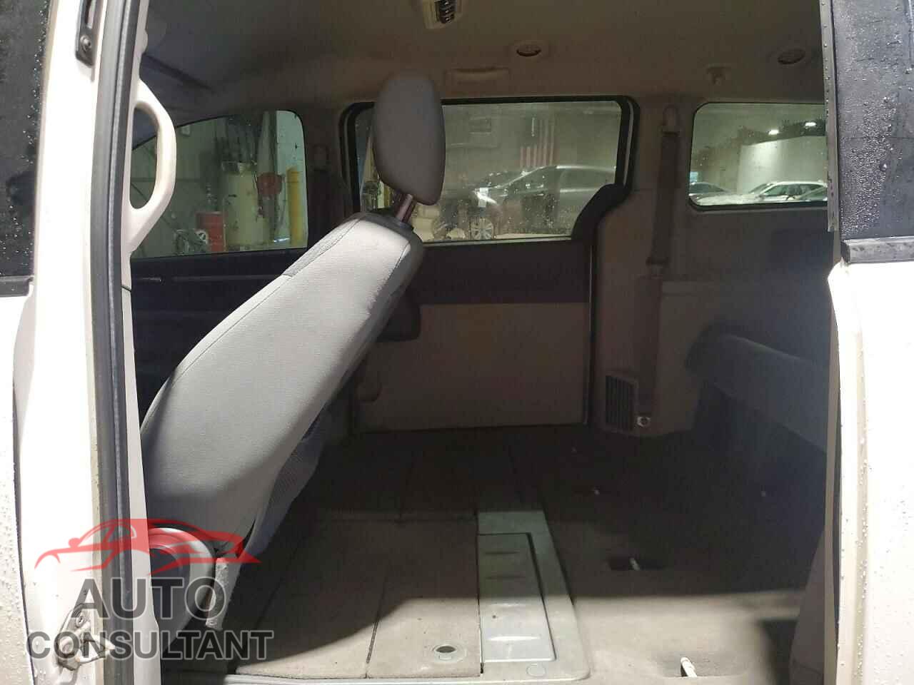 DODGE CARAVAN 2010 - 2D4RN4DE3AR107981