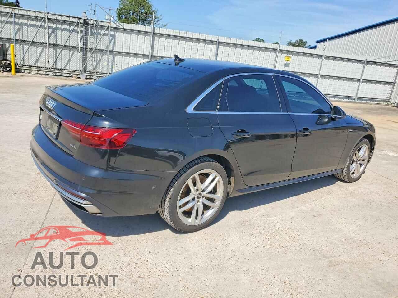 AUDI A4 2021 - WAUDAAF46MA018644