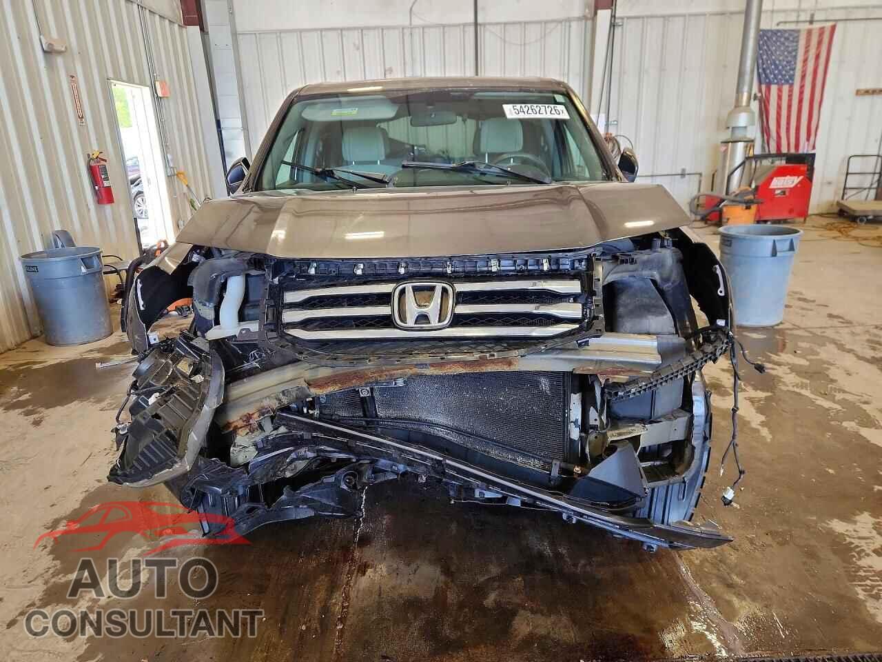 HONDA PILOT 2015 - 5FNYF4H24FB016596