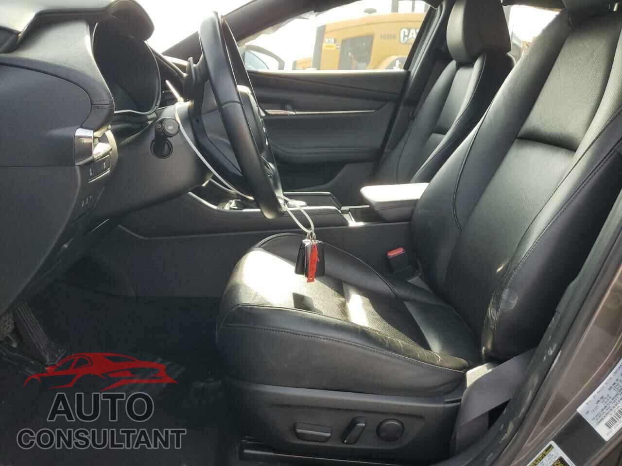 MAZDA 3 2022 - JM1BPAML3N1506843